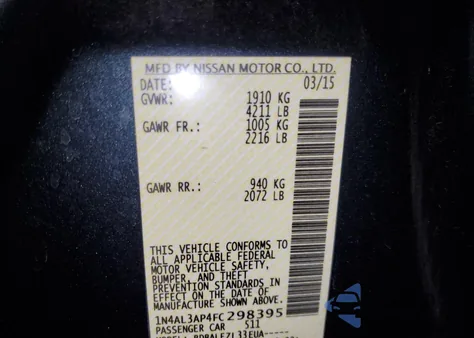 2015 Nissan Altima 2.5 z USA, uszkodzony, nr VIN 1N4AL3AP4FC298395